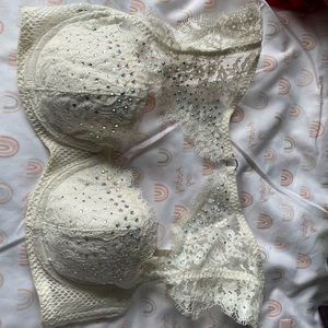 STUNNING Victoria secret bra top